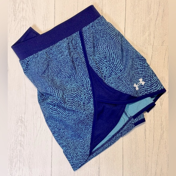 Under Armour Women's Fly by 2.0 Printed Running Shorts - Picture 5 of 10